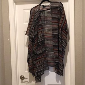 Oversized short sleeve top